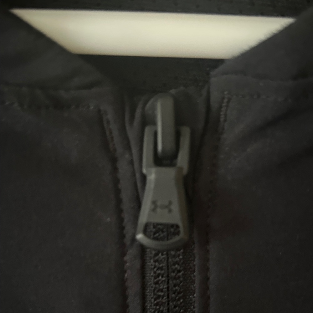 Under Armour Black Baseball Pullover - Picture 5 of 6